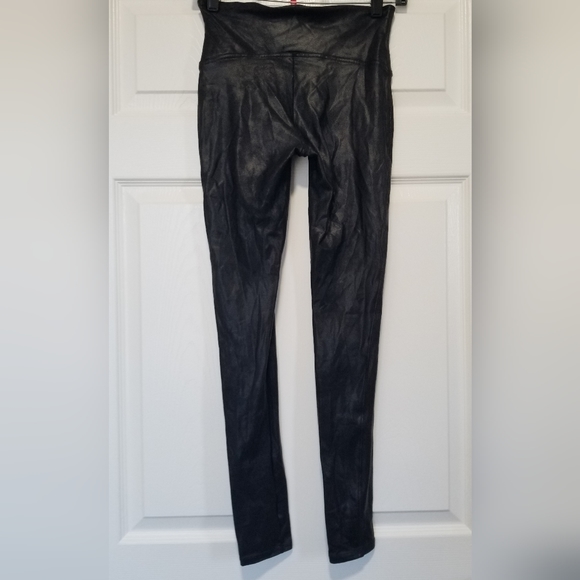 Spanx Faux Leather Leggings Black Size Medium - Picture 5 of 12